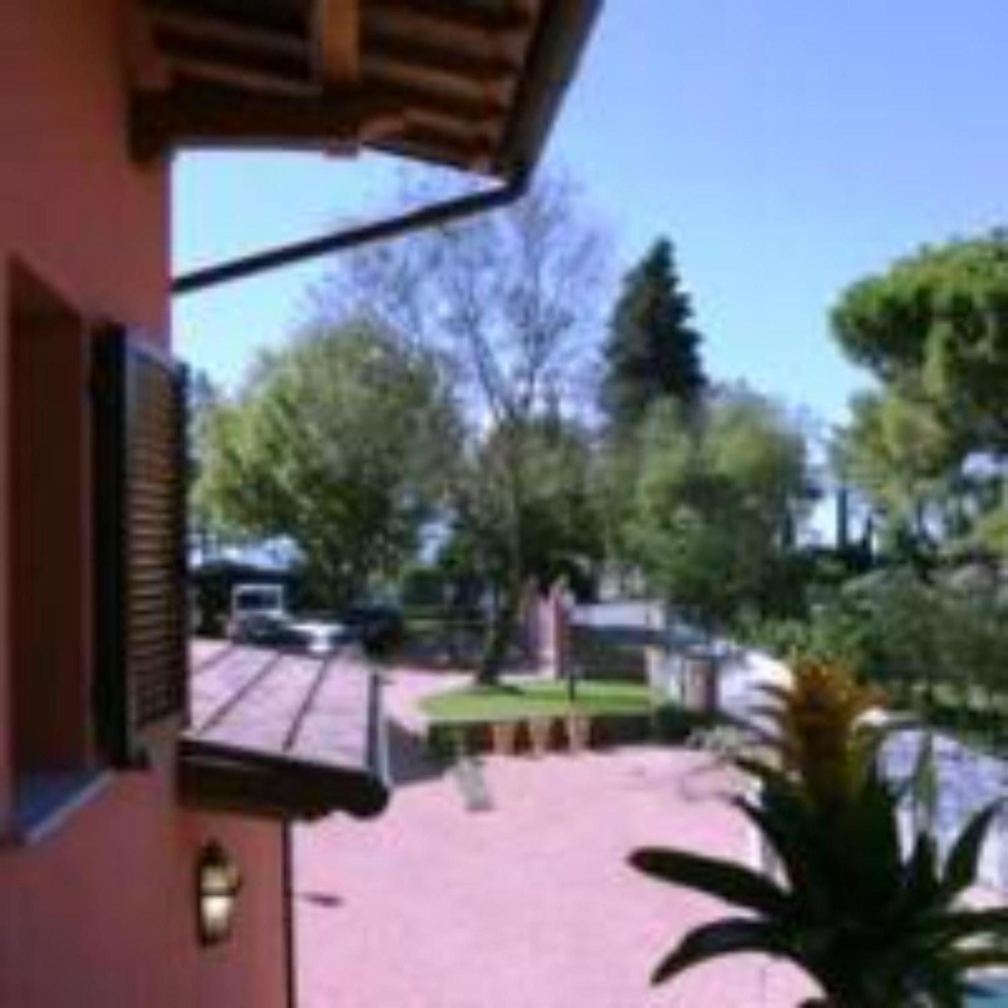 La Bettola Tavern Rooms Restaurant Montopoli in Val d'Arno Luaran gambar