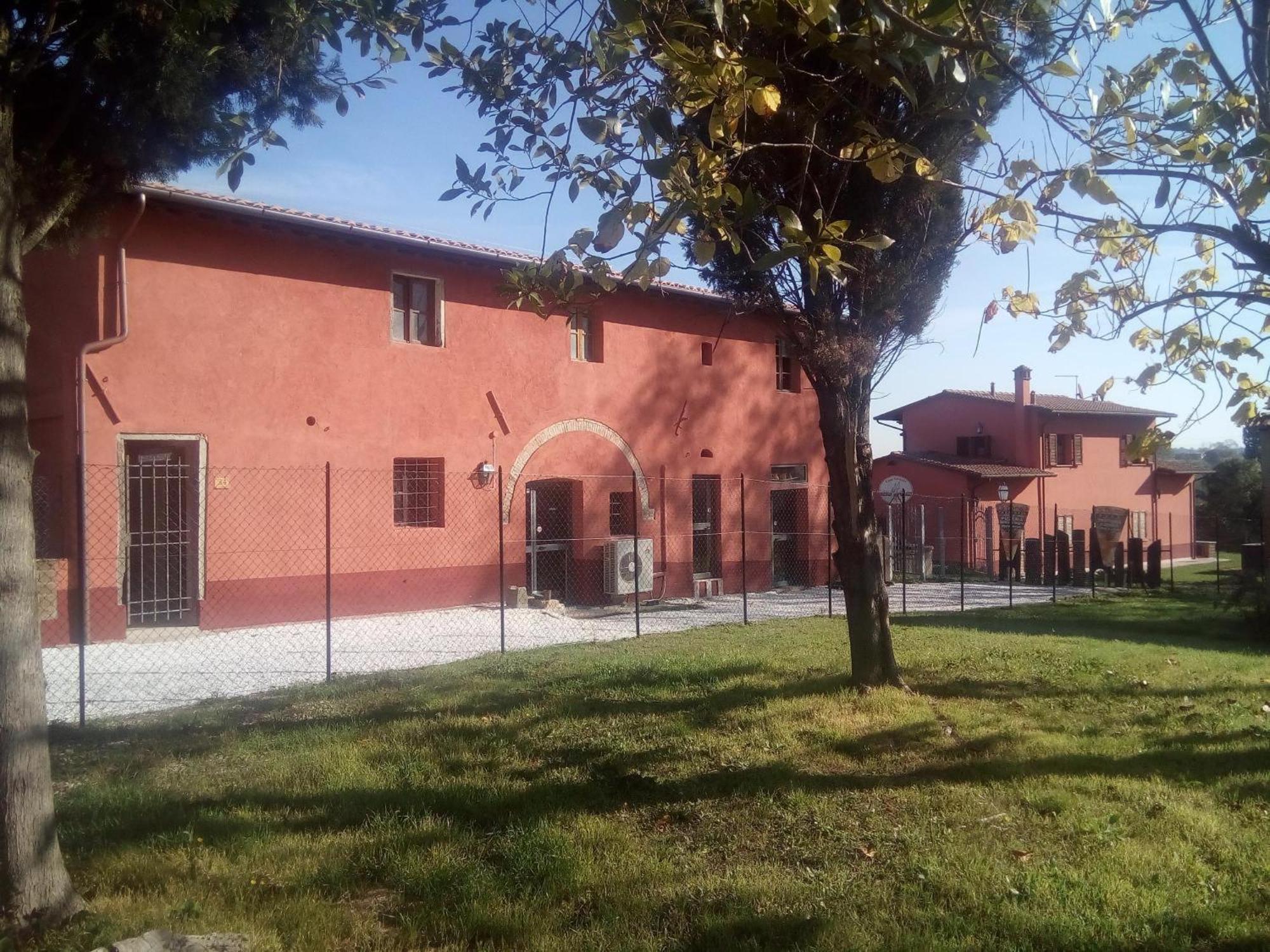 La Bettola Tavern Rooms Restaurant Montopoli in Val d'Arno Luaran gambar