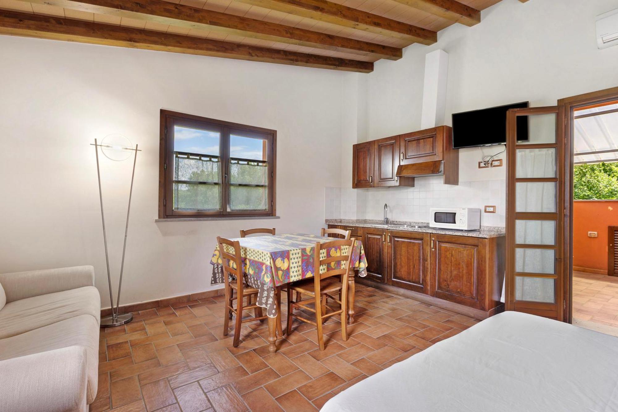 La Bettola Tavern Rooms Restaurant Montopoli in Val d'Arno Luaran gambar