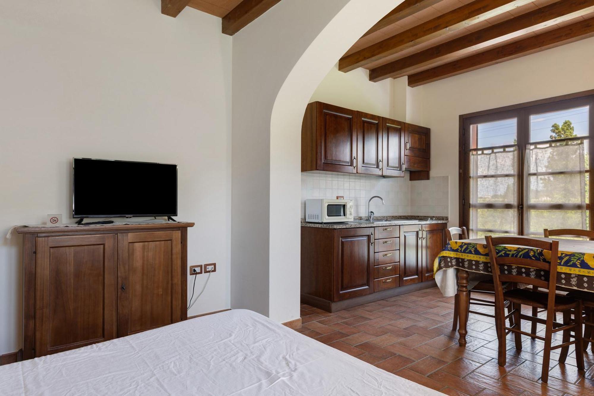 La Bettola Tavern Rooms Restaurant Montopoli in Val d'Arno Luaran gambar
