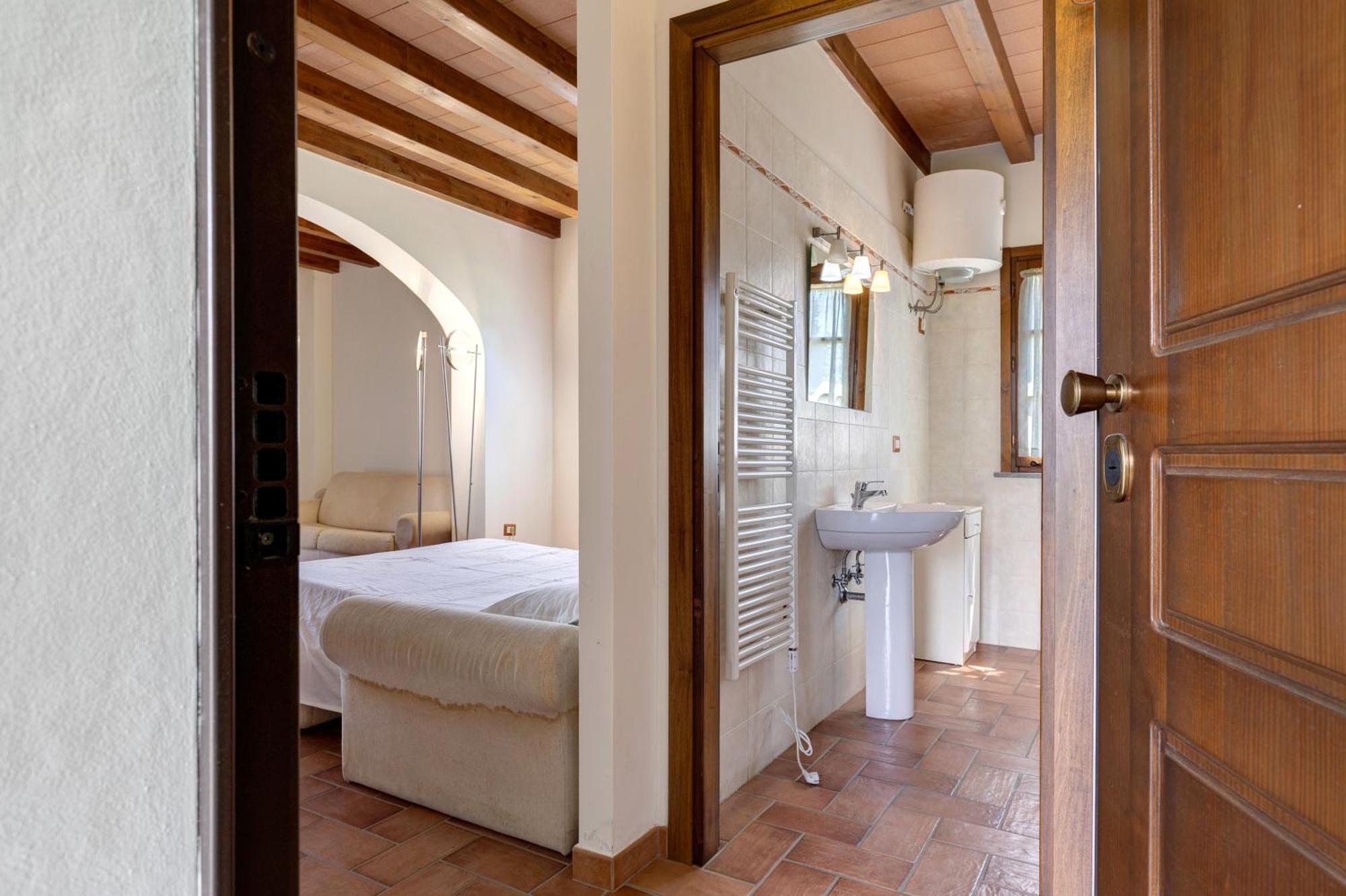 La Bettola Tavern Rooms Restaurant Montopoli in Val d'Arno Luaran gambar