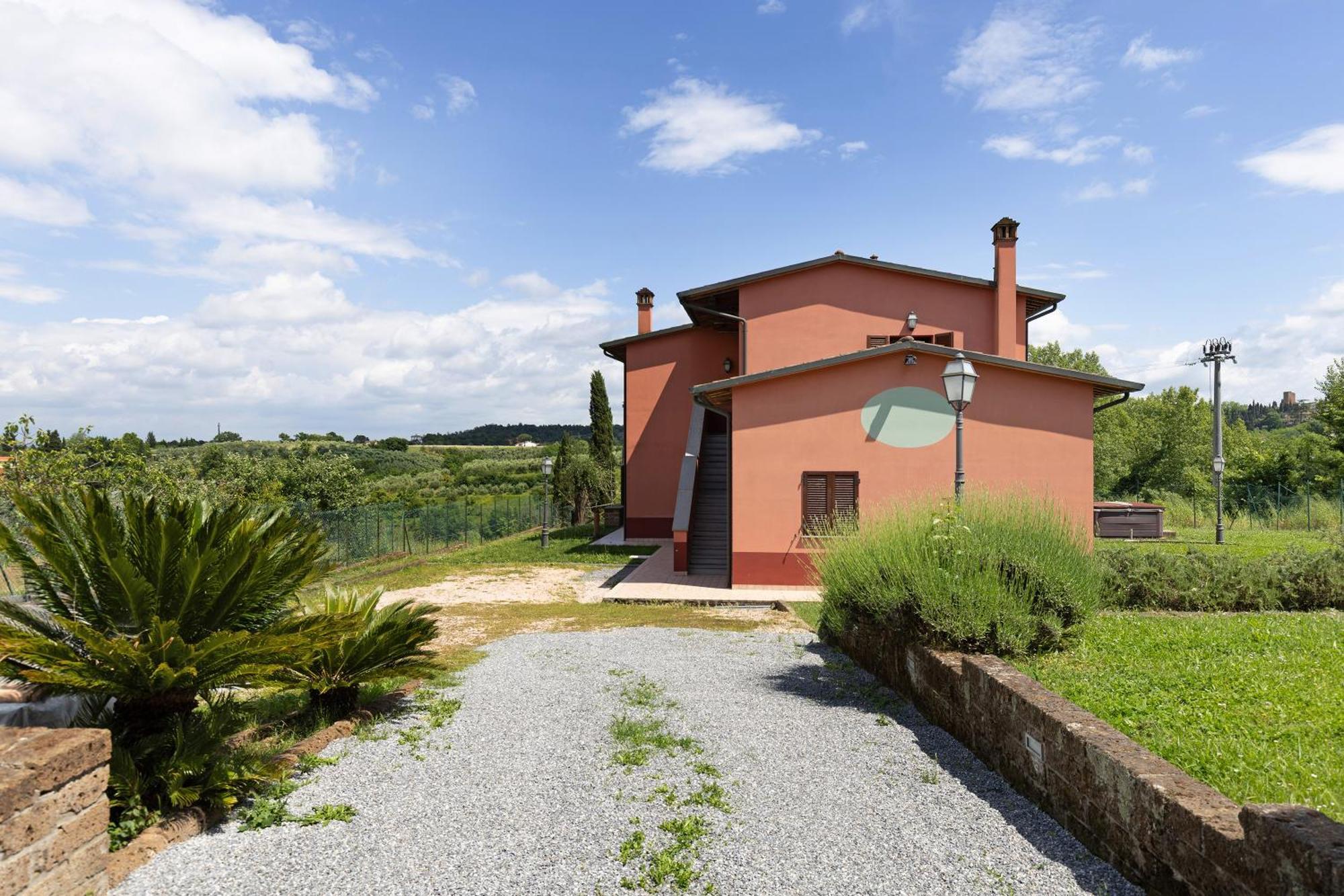 La Bettola Tavern Rooms Restaurant Montopoli in Val d'Arno Luaran gambar