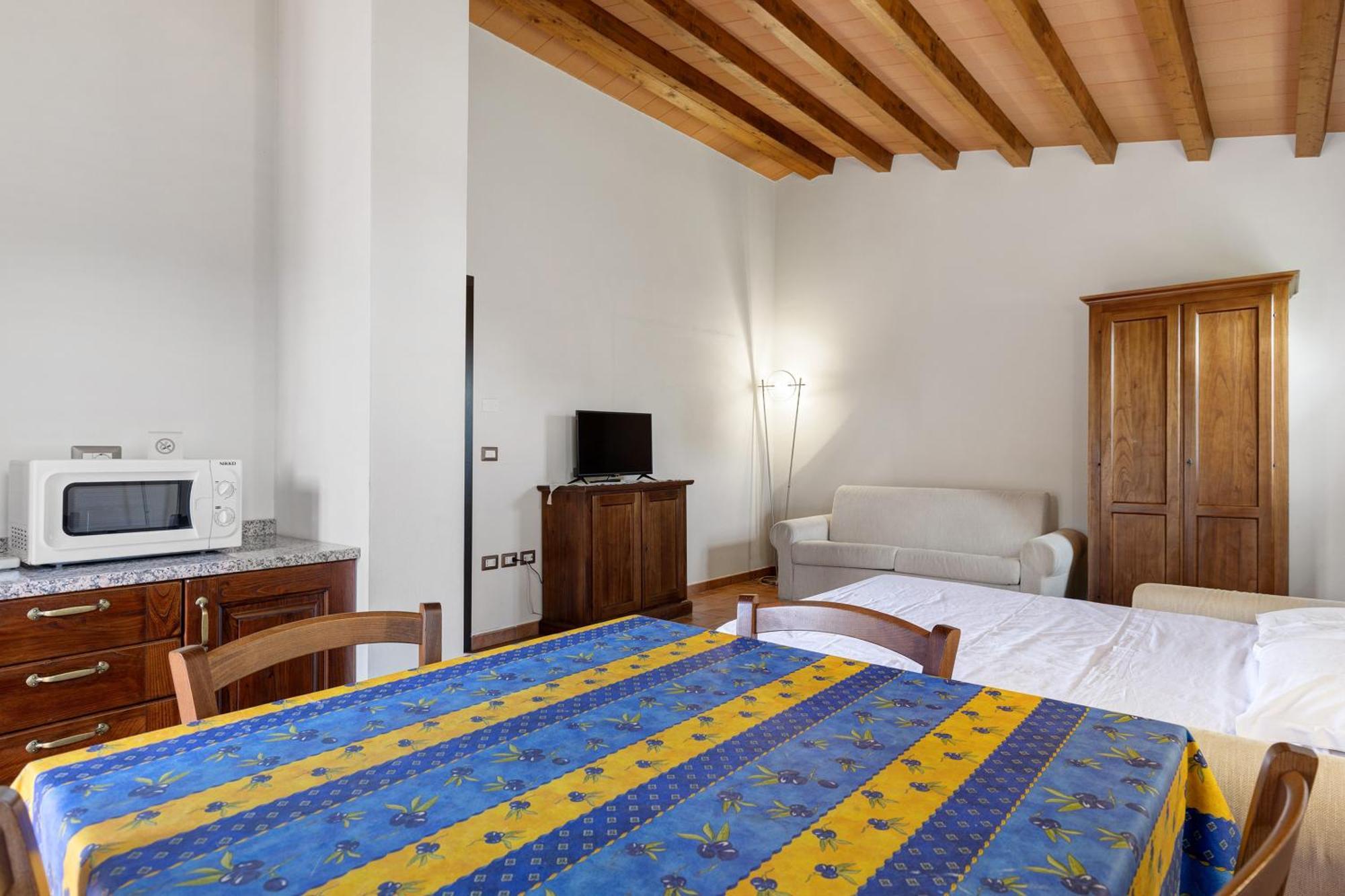 La Bettola Tavern Rooms Restaurant Montopoli in Val d'Arno Luaran gambar