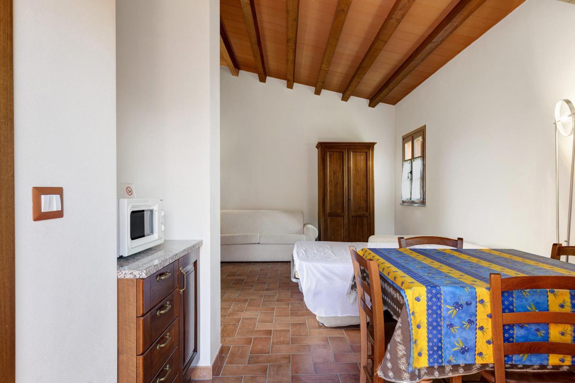 La Bettola Tavern Rooms Restaurant Montopoli in Val d'Arno Luaran gambar